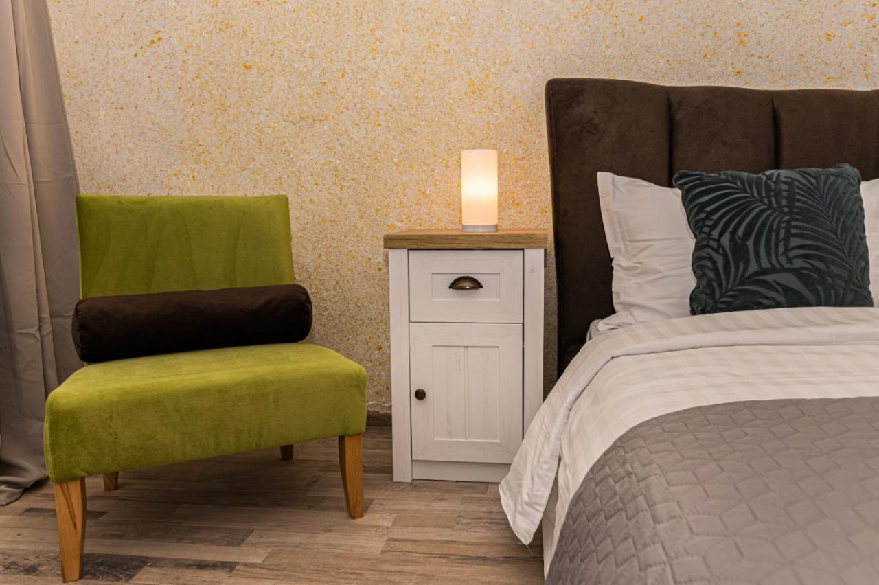 Apartament Topaz Брашов Екстериор снимка