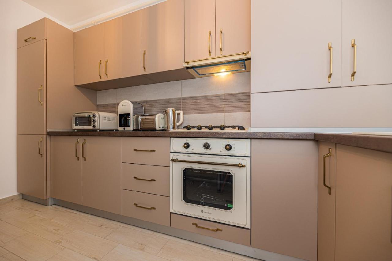 Apartament Topaz Брашов Екстериор снимка