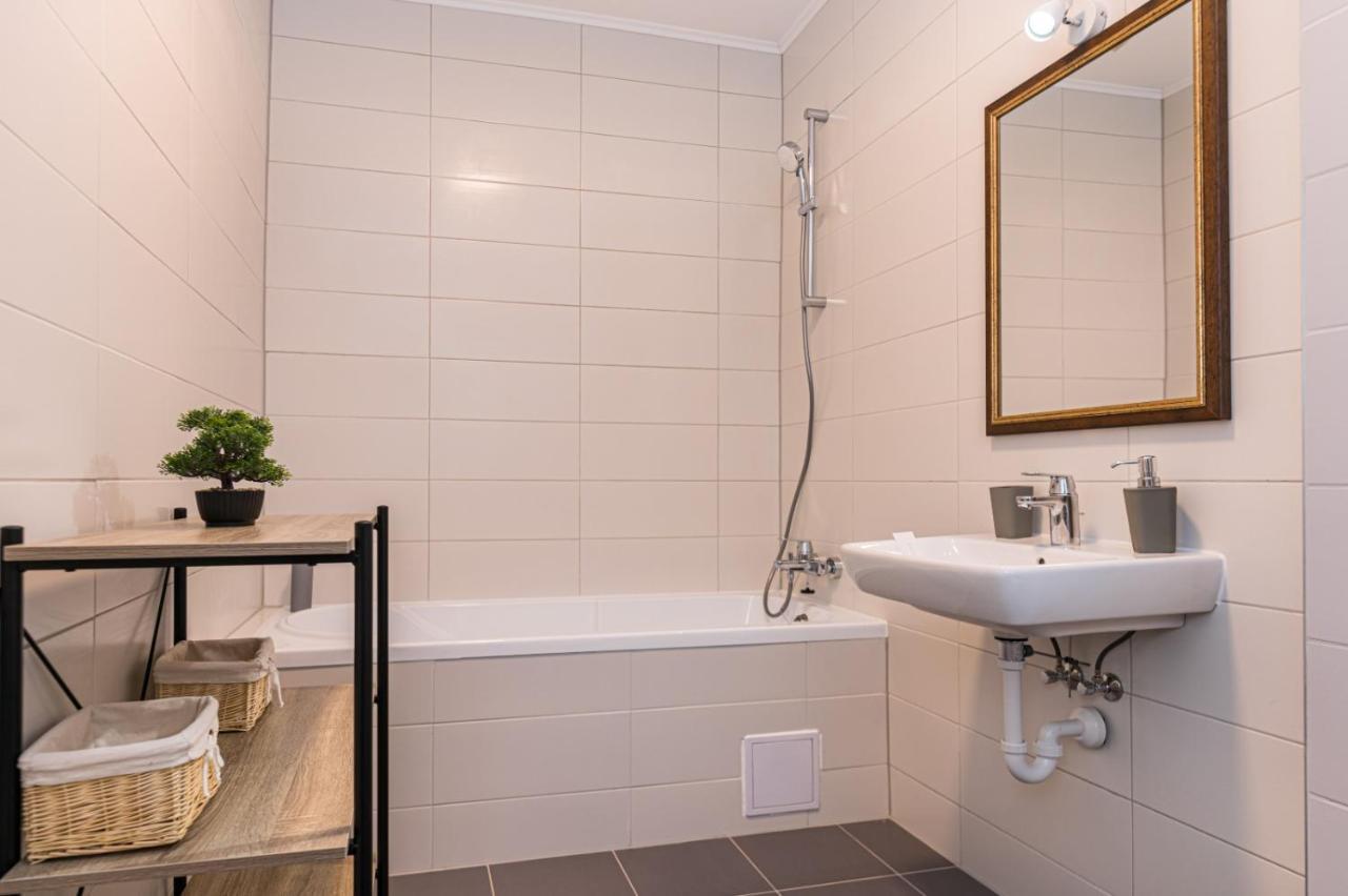 Apartament Topaz Брашов Екстериор снимка